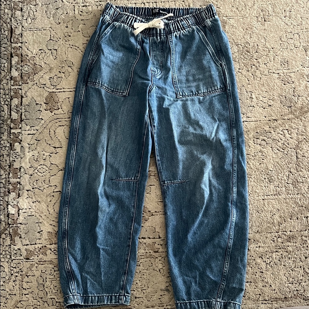 Gap Super Soft Pull on Barrel Jeans
